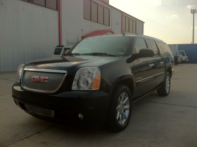 GMC Yukon XL 2008 photo 4
