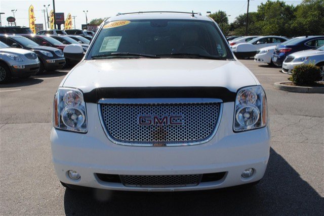 GMC Yukon XL 2008 photo 2