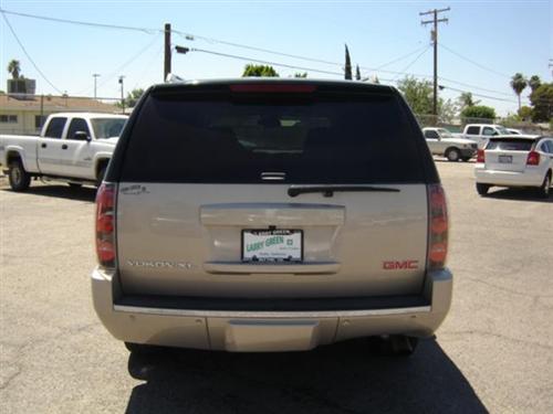 GMC Yukon XL 2008 photo 3