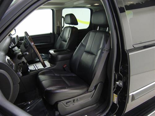 GMC Yukon XL 2008 photo 2