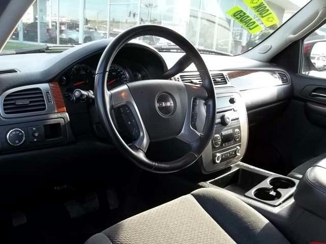 GMC Yukon XL 2008 photo 4