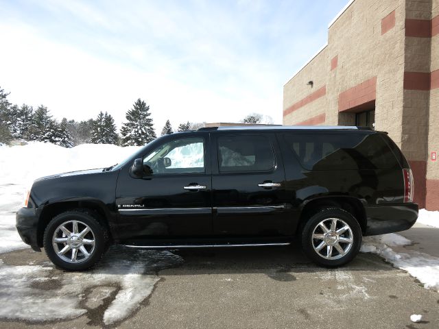 GMC Yukon XL 2008 photo 3