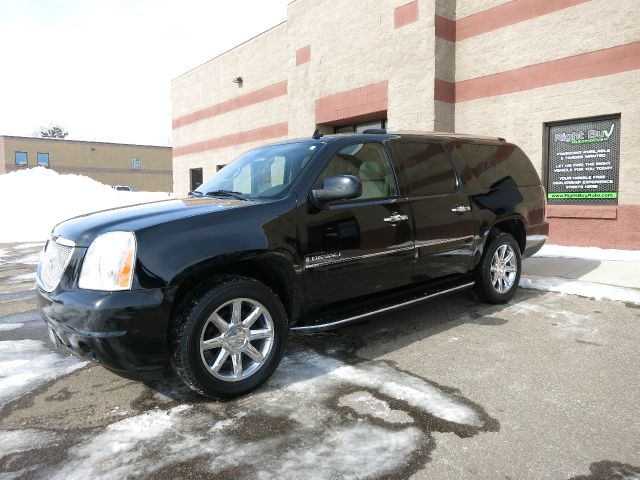 GMC Yukon XL 2008 photo 4
