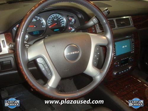 GMC Yukon XL 2008 photo 3