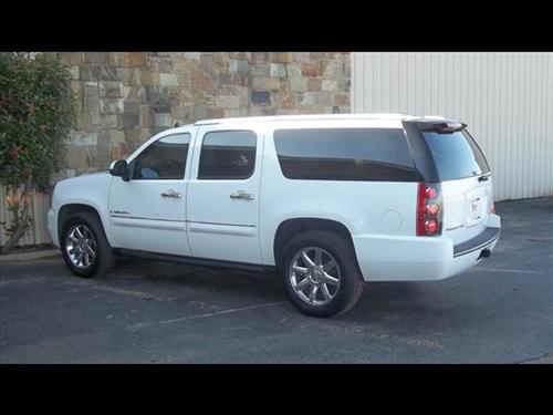 GMC Yukon XL 2008 photo 4