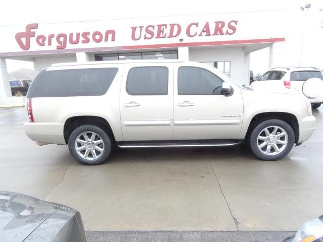 GMC Yukon XL 2008 photo 2