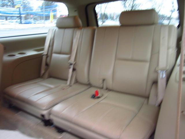 GMC Yukon XL 2008 photo 4