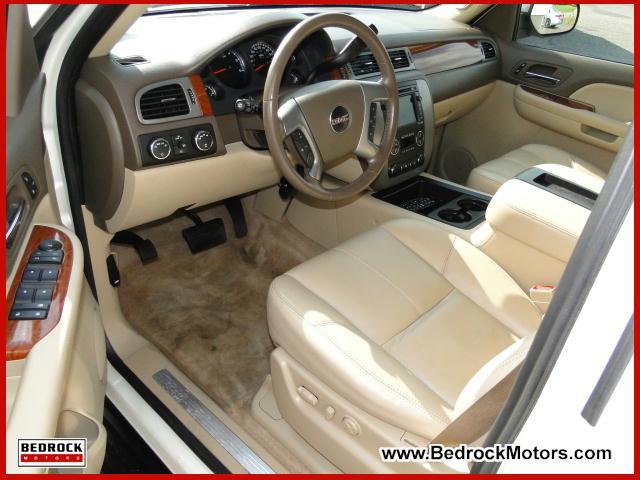 GMC Yukon XL 2008 photo 5