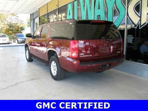 GMC Yukon XL 2008 photo 3