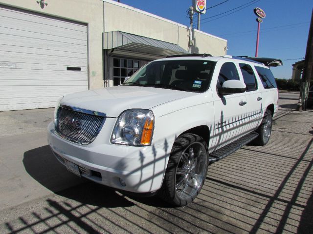 GMC Yukon XL 2008 photo 1
