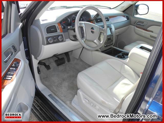 GMC Yukon XL Lx-v6 SUV