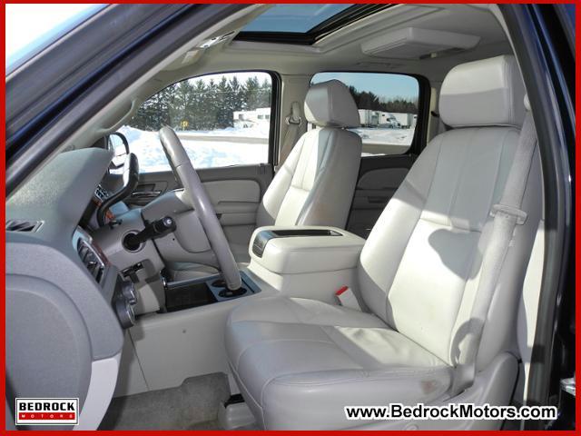 GMC Yukon XL 2008 photo 1