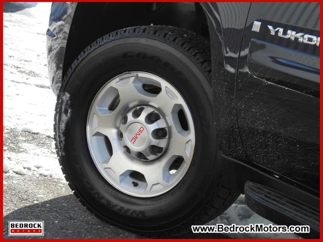 GMC Yukon XL 2008 photo 3