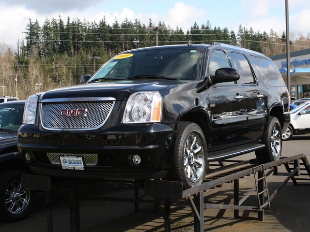 GMC Yukon XL 2008 photo 2