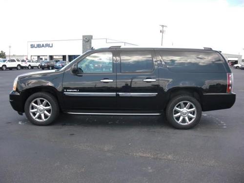 GMC Yukon XL 4WD Supercrew Platinum Other