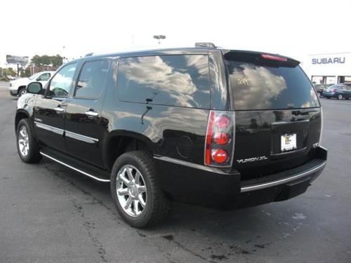 GMC Yukon XL 2008 photo 1