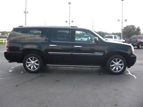GMC Yukon XL 2008 photo 4