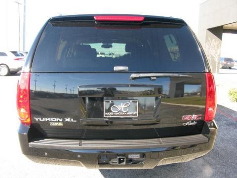 GMC Yukon XL 2008 photo 3