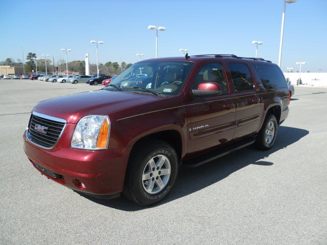 GMC Yukon XL 2008 photo 1