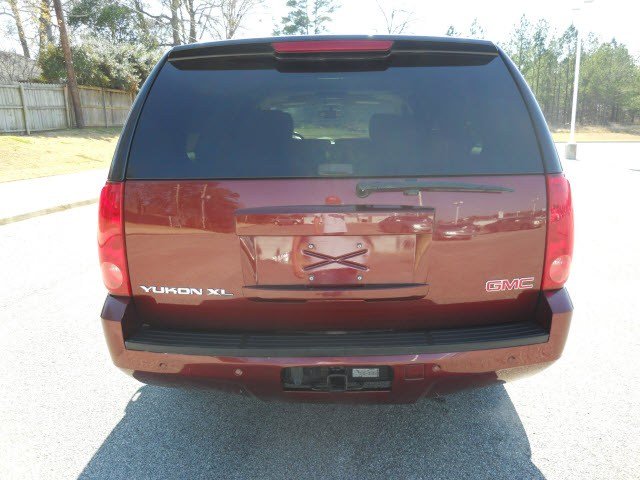 GMC Yukon XL 2008 photo 2
