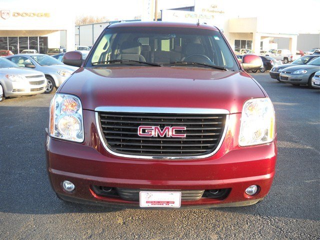 GMC Yukon XL 2008 photo 2