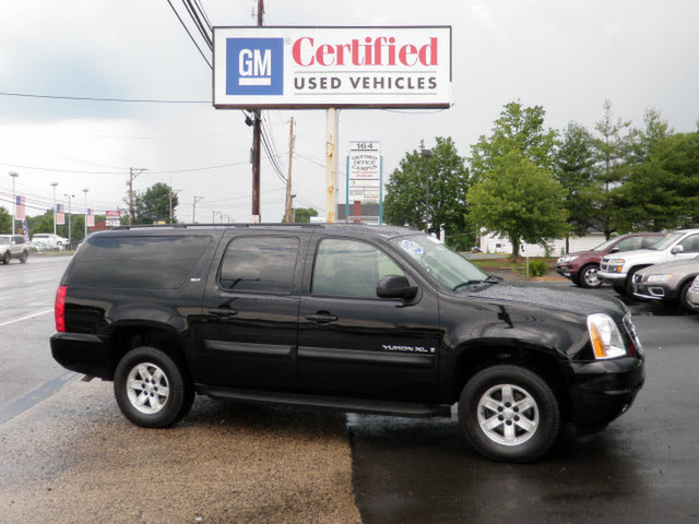 GMC Yukon XL 2008 photo 1
