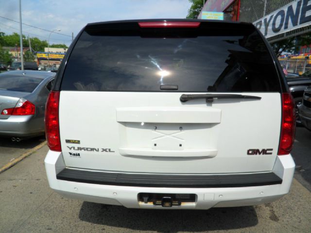 GMC Yukon XL 2008 photo 30