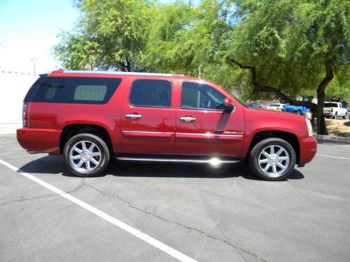 GMC Yukon XL 2008 photo 2