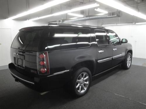 GMC Yukon XL 2008 photo 2