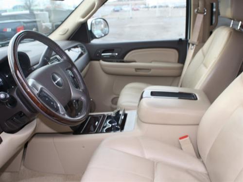 GMC Yukon XL 2008 photo 4
