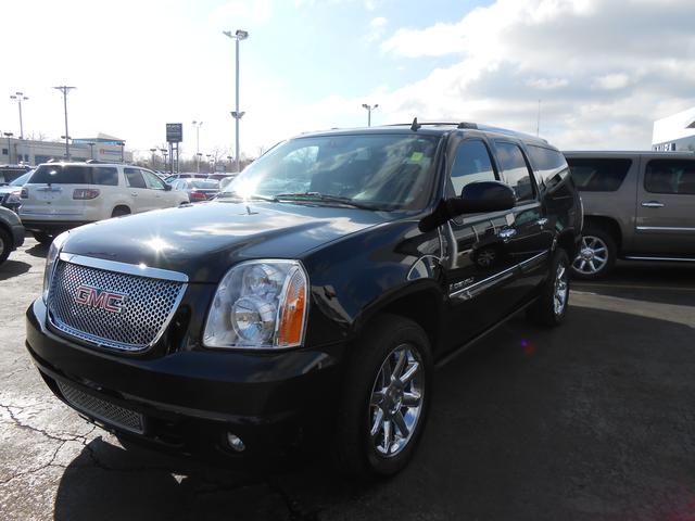 GMC Yukon XL 2008 photo 2