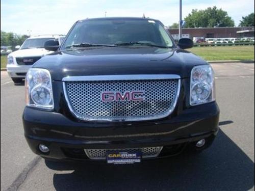 GMC Yukon XL 2008 photo 1