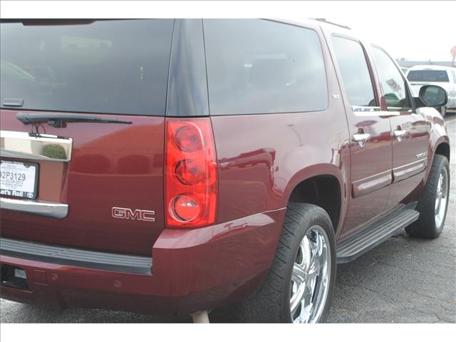 GMC Yukon XL 2008 photo 4