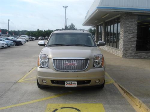 GMC Yukon XL 2008 photo 1