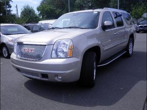GMC Yukon XL 2008 photo 2