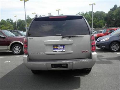 GMC Yukon XL 2008 photo 4