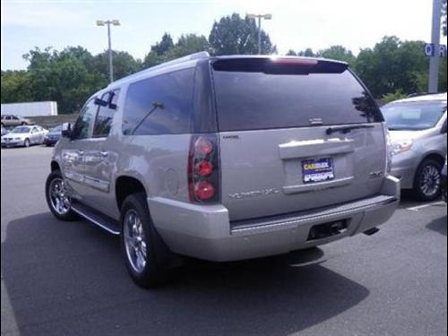 GMC Yukon XL 2008 photo 5