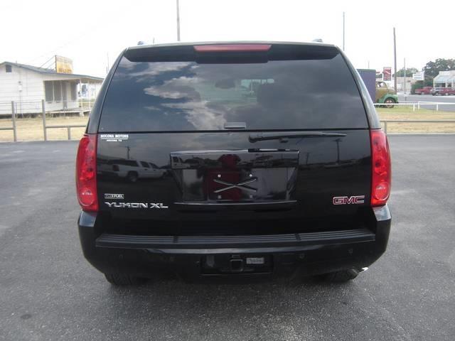 GMC Yukon XL 2008 photo 1