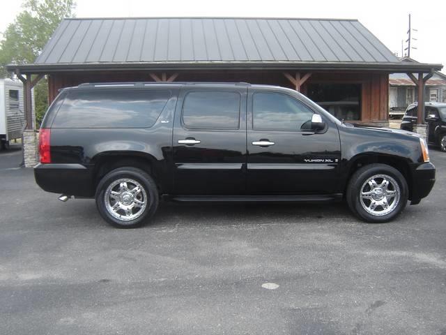 GMC Yukon XL 2008 photo 3