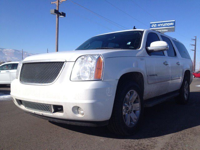 GMC Yukon XL 2008 photo 2