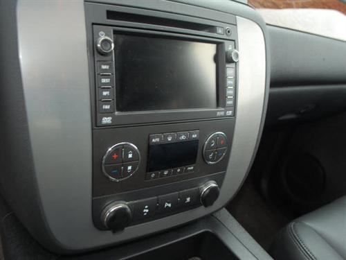 GMC Yukon XL 2008 photo 2