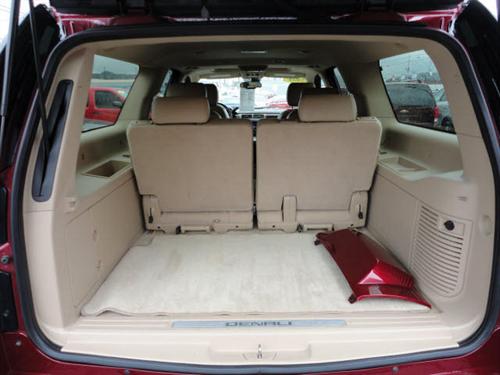 GMC Yukon XL 2008 photo 2