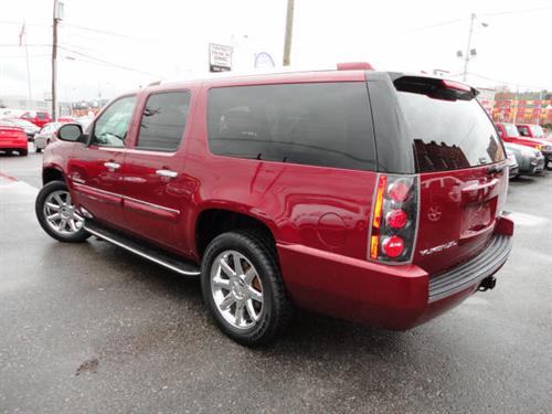GMC Yukon XL 2008 photo 3