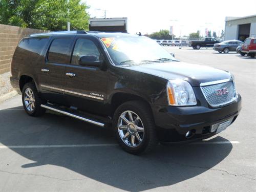 GMC Yukon XL 2009 photo 1