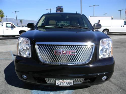 GMC Yukon XL 2009 photo 1