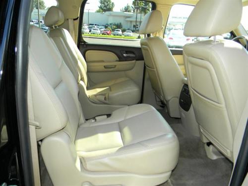 GMC Yukon XL 2009 photo 4