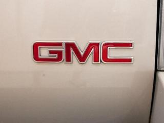 GMC Yukon XL 2009 photo 2