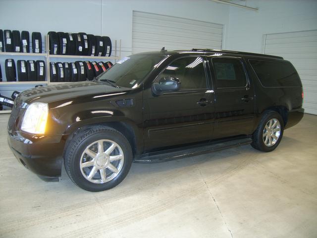 GMC Yukon XL 2009 photo 0