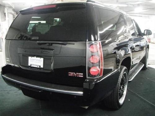 GMC Yukon XL 2009 photo 4