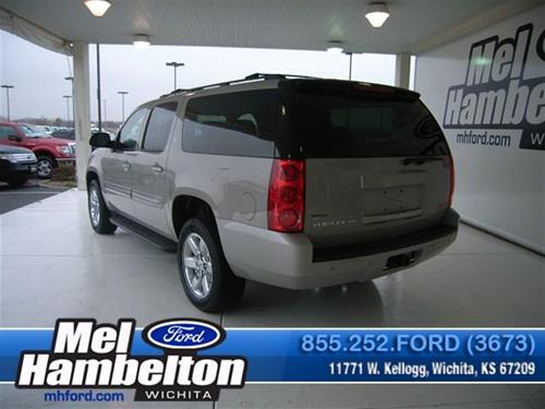 GMC Yukon XL 2009 photo 3